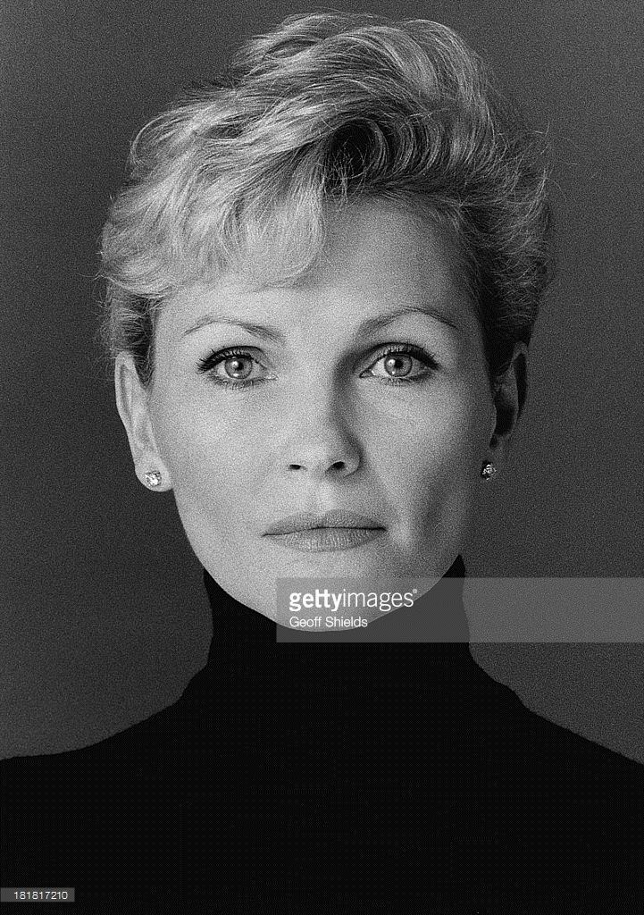 Pictures Of Fiona Fullerton