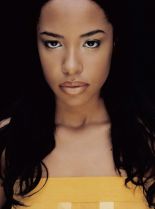 Aaliyah photo