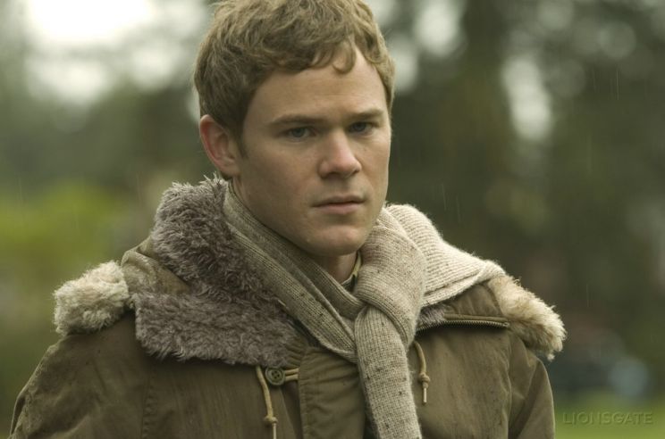 Aaron Ashmore