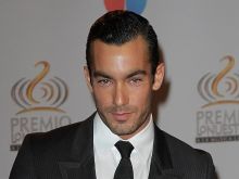 Aarón Díaz photo