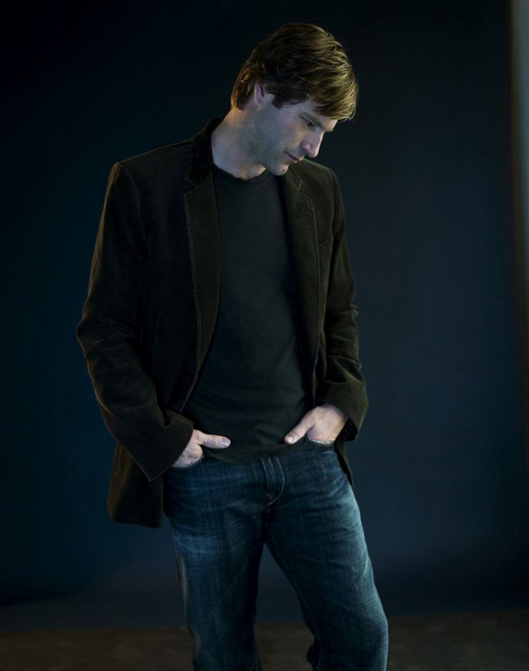 Aaron Eckhart