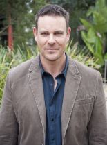 Aaron Jeffery