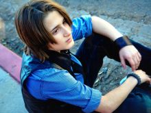 Aaron R Landon