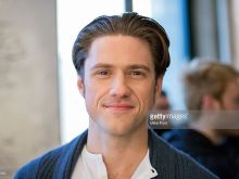 Aaron Tveit