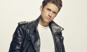 Aaron Tveit