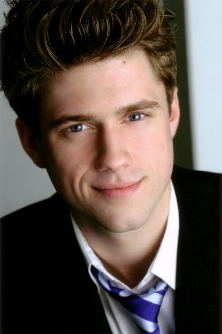 Aaron Tveit