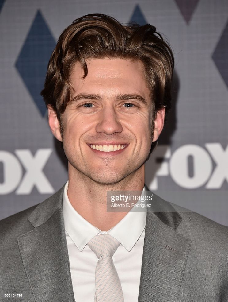 Aaron Tveit