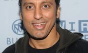 Aasif Mandvi