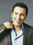 Aasif Mandvi