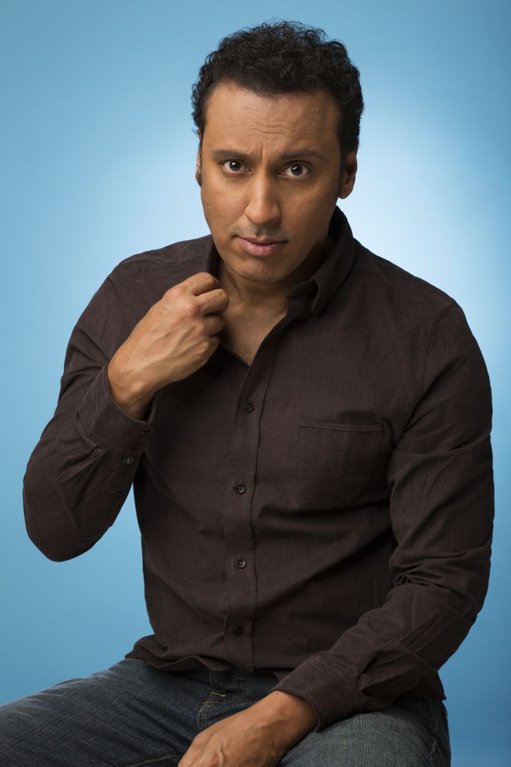 Aasif Mandvi