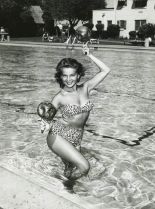Abbe Lane photo