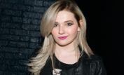 Abigail Breslin