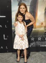 Abigail Pniowsky #2722996 picture (Portrait Medium)