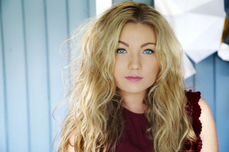 Abigail Zoe Lewis
