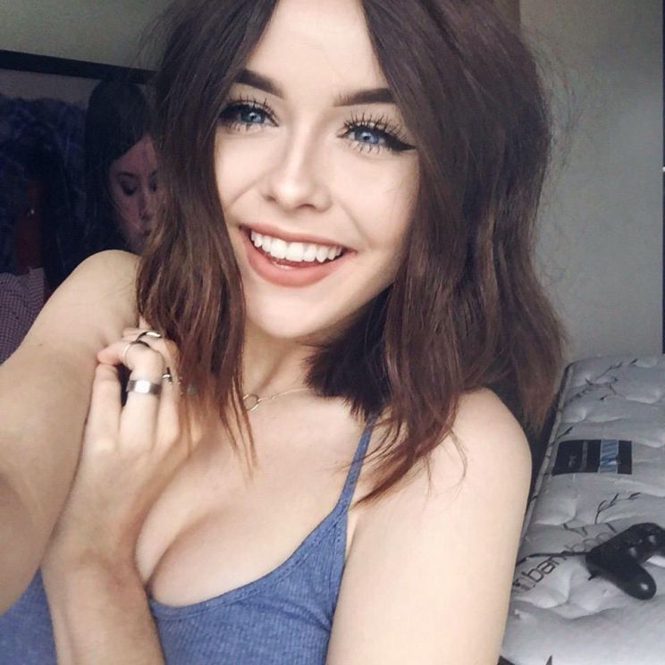 Acacia Brinley