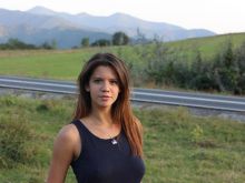 Ada Condeescu #2280184 picture (Landscape Medium)