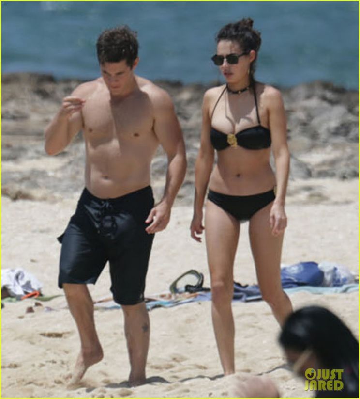 Adam DeVine