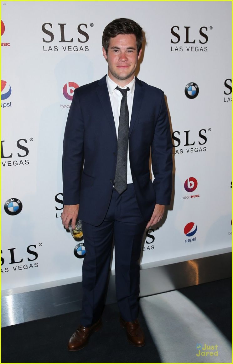 Adam DeVine