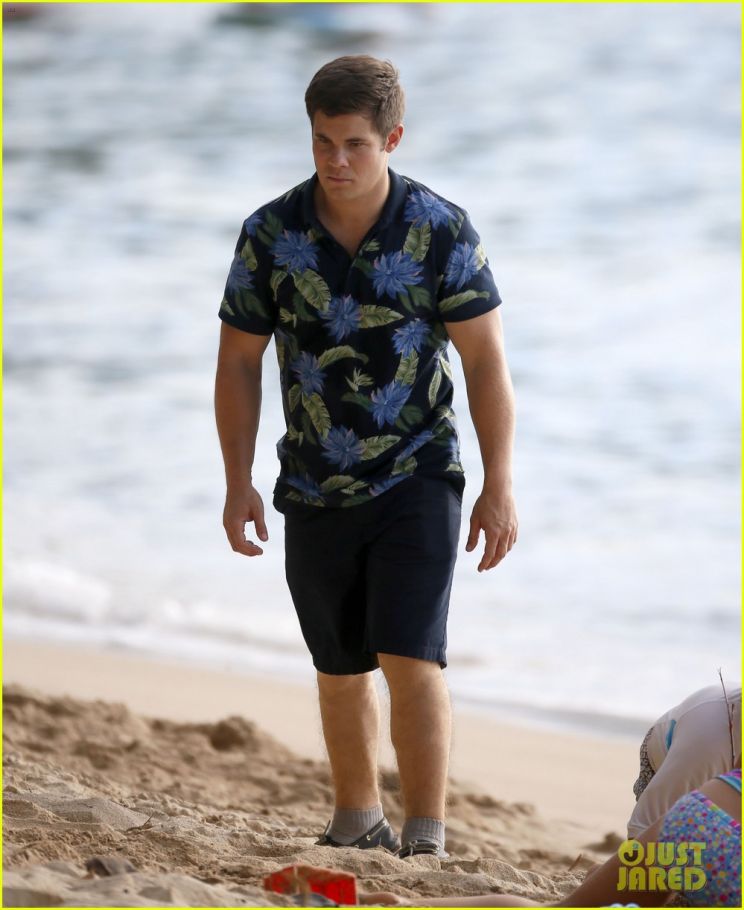Adam DeVine