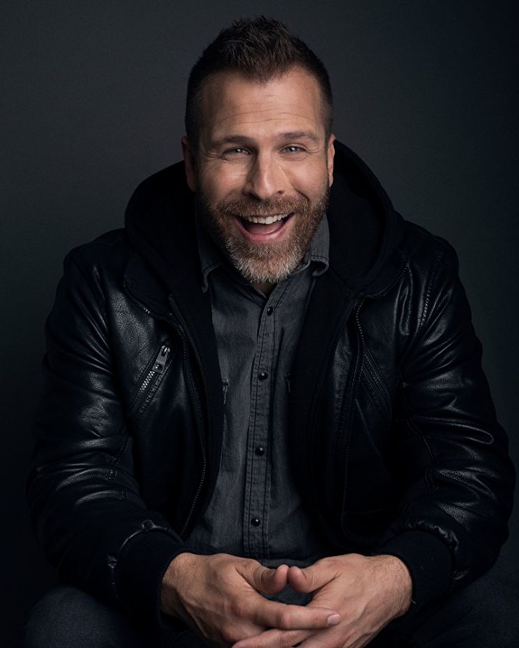 Adam G. Simon