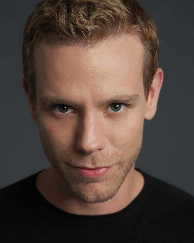 Adam Pascal