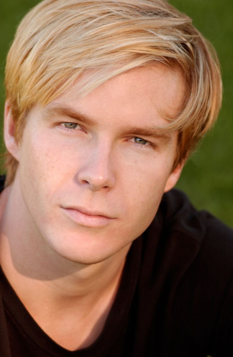Adam Robitel