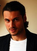 Adan Canto photo
