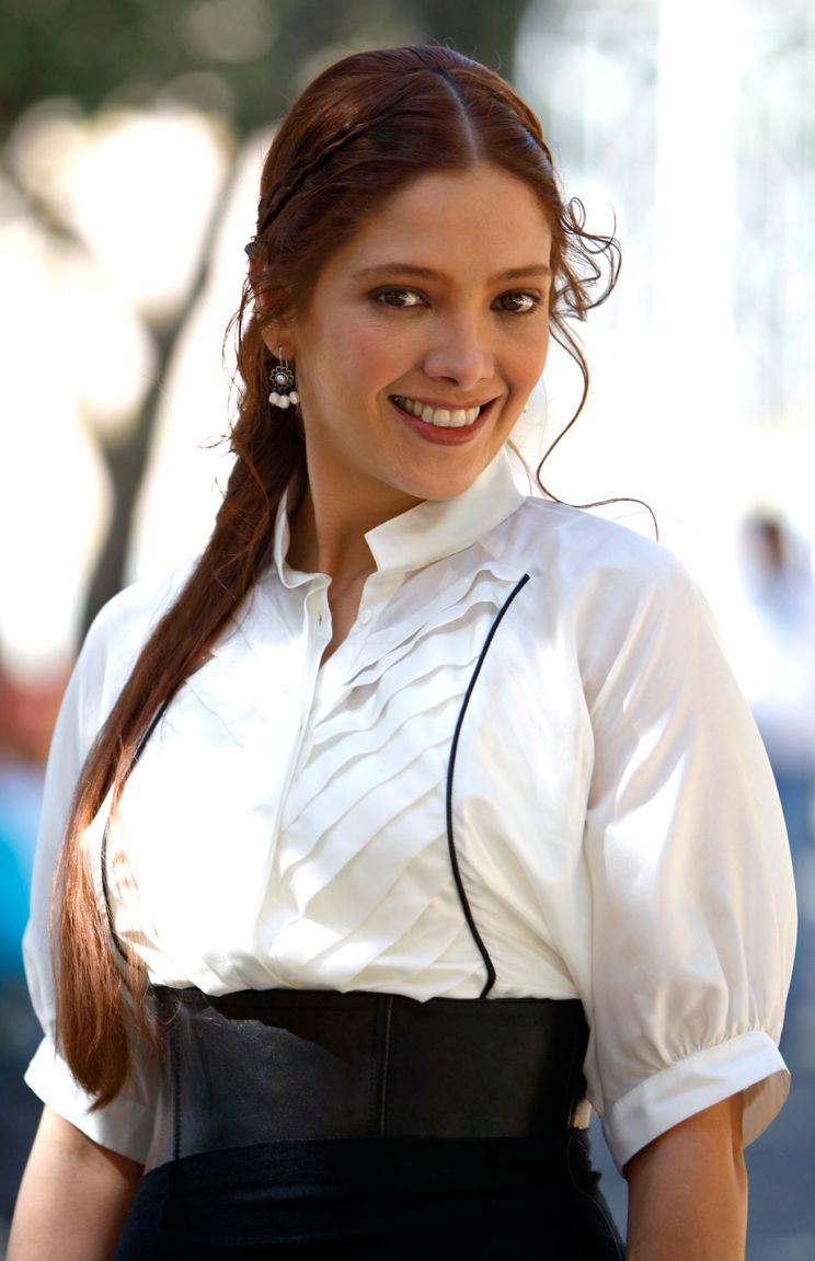 Adela Noriega
