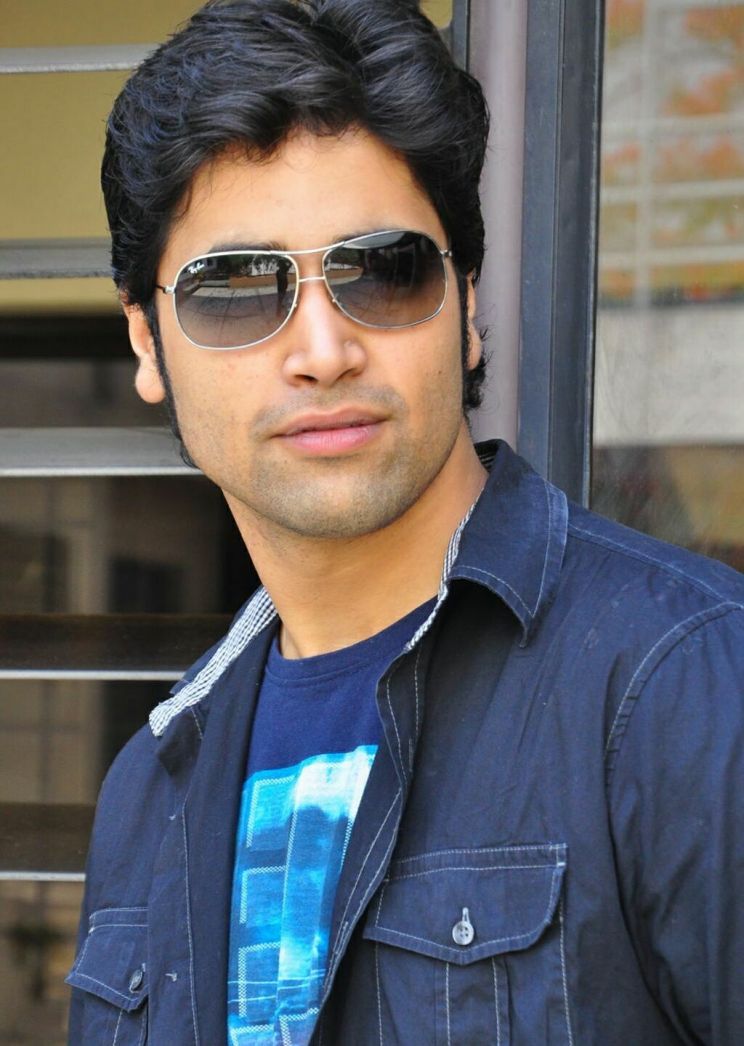 Adivi Sesh