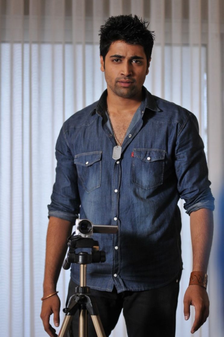 Adivi Sesh