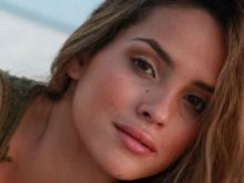 Adria Arjona