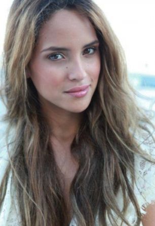 Adria Arjona