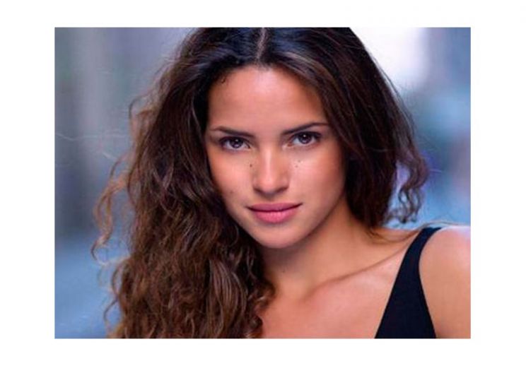 Adria Arjona