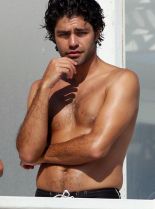 Adrian Grenier