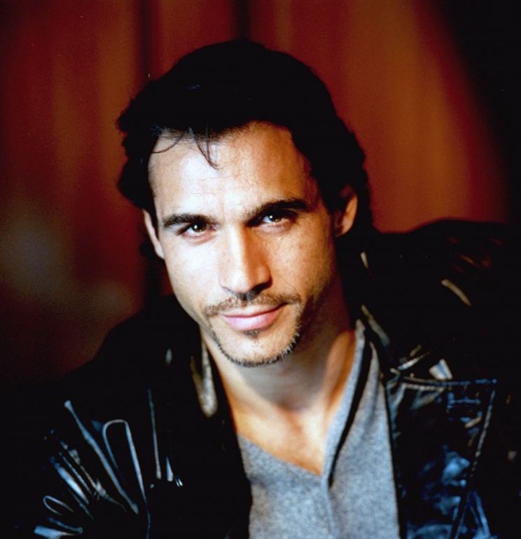 Adrian Paul