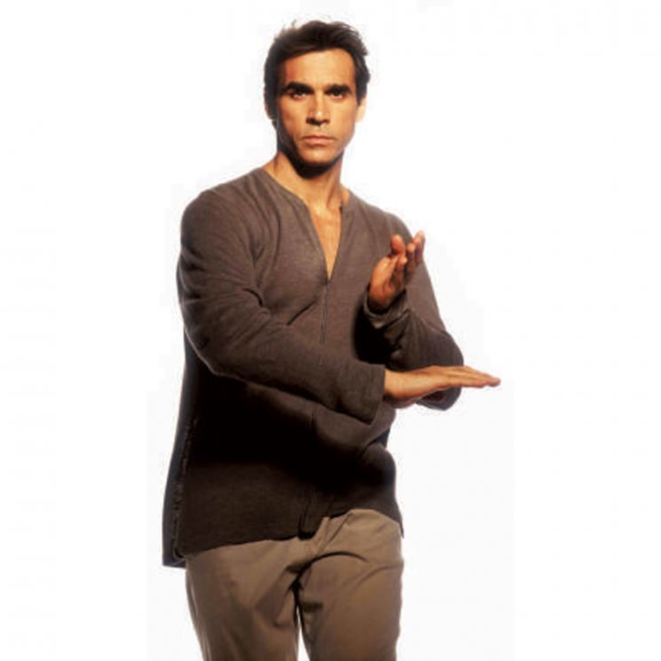 Adrian Paul