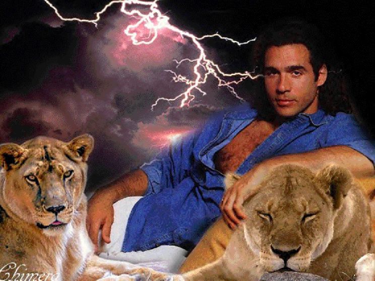 Adrian Paul