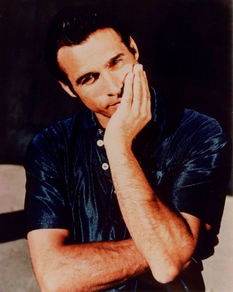 Adrian Paul