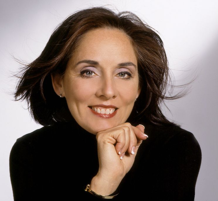 Adrienne Posta