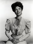 Agnes Moorehead