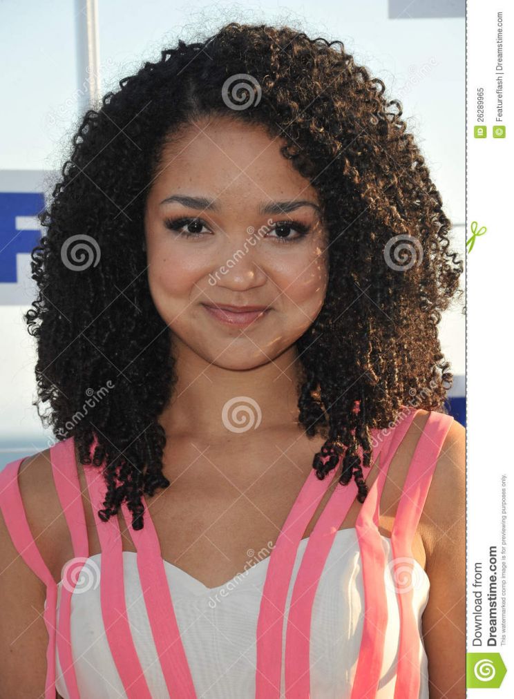 Aisha Dee