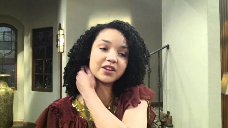 Aisha Dee