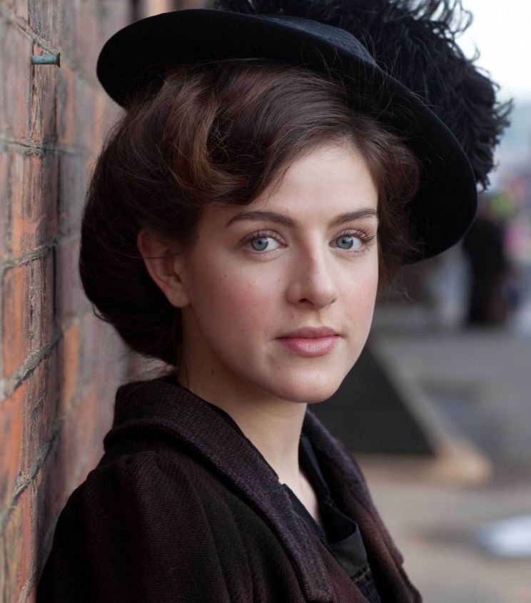 Aisling Loftus