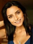 Aislinn Derbez