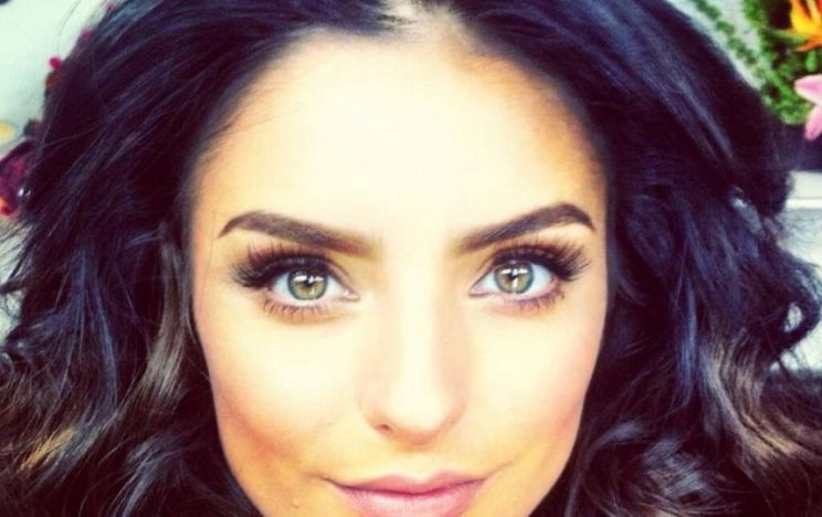 Aislinn Derbez