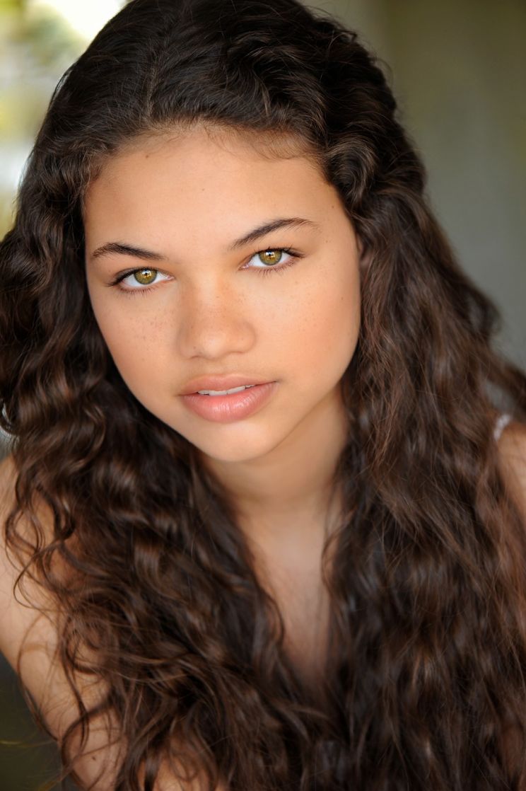 Aja Frary's Biography Wall Of Celebrities