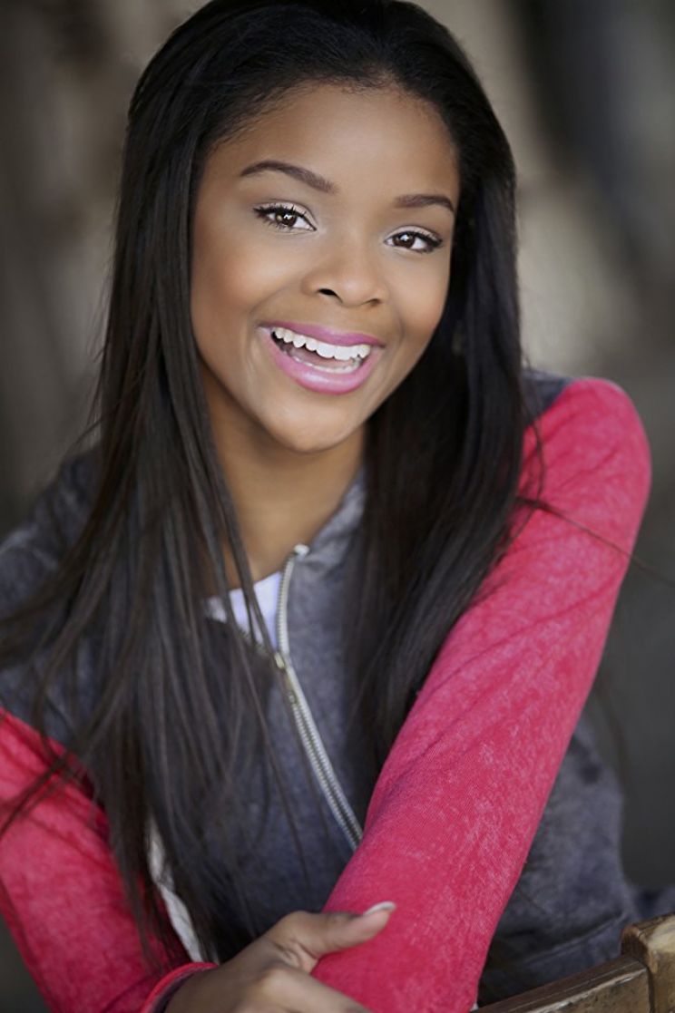 Ajiona Alexus