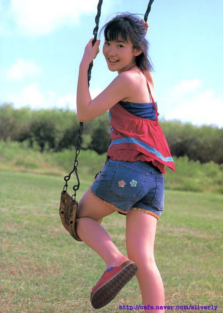 Aki Maeda