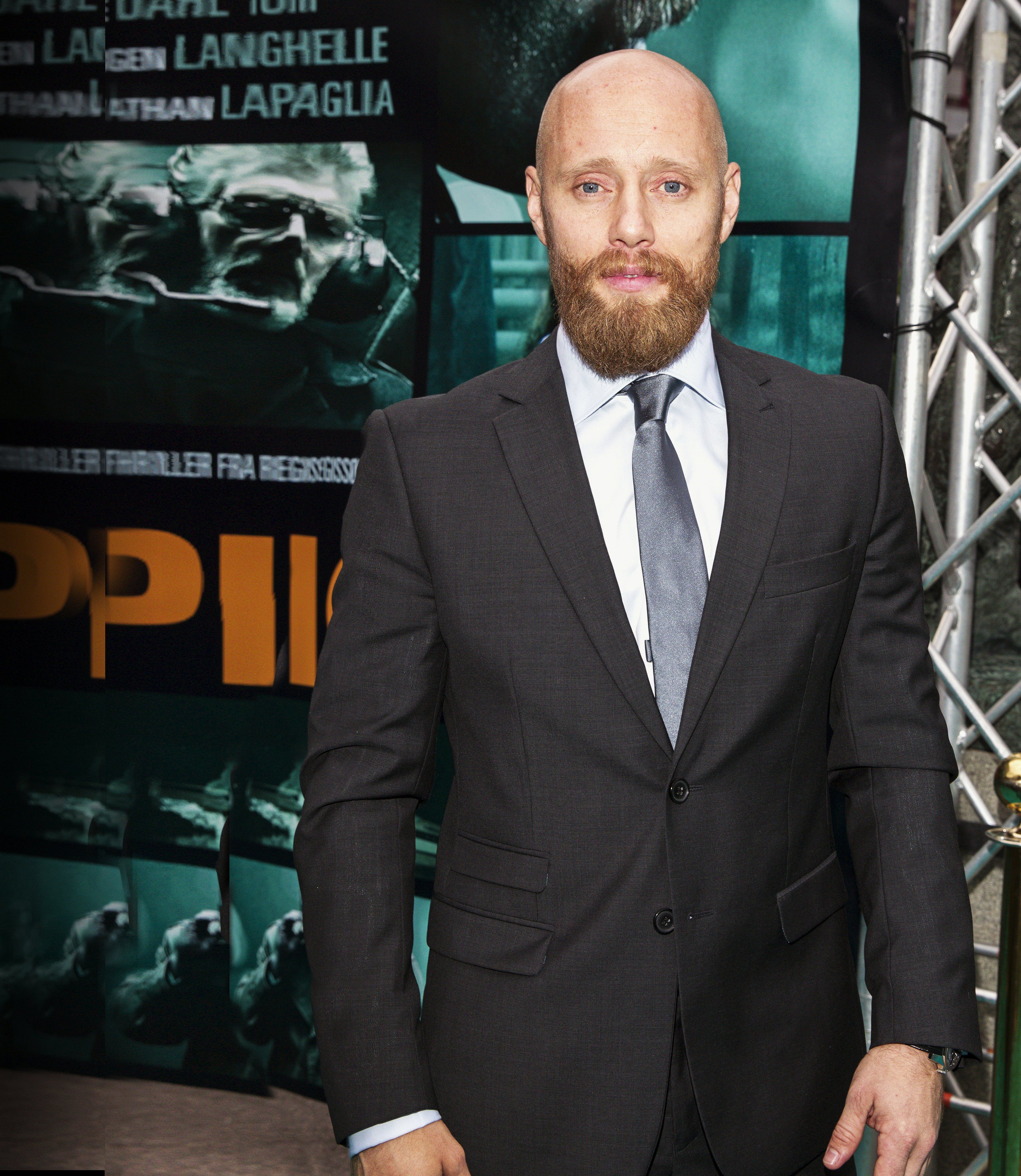 Pictures of Aksel Hennie