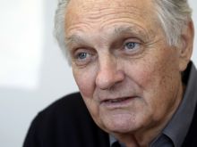 Alan Alda